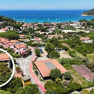 https://fontalleccio.it-tuscanyhotel.com